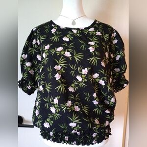 Floral Black Puff Sleeve Top With Smocking Size XL